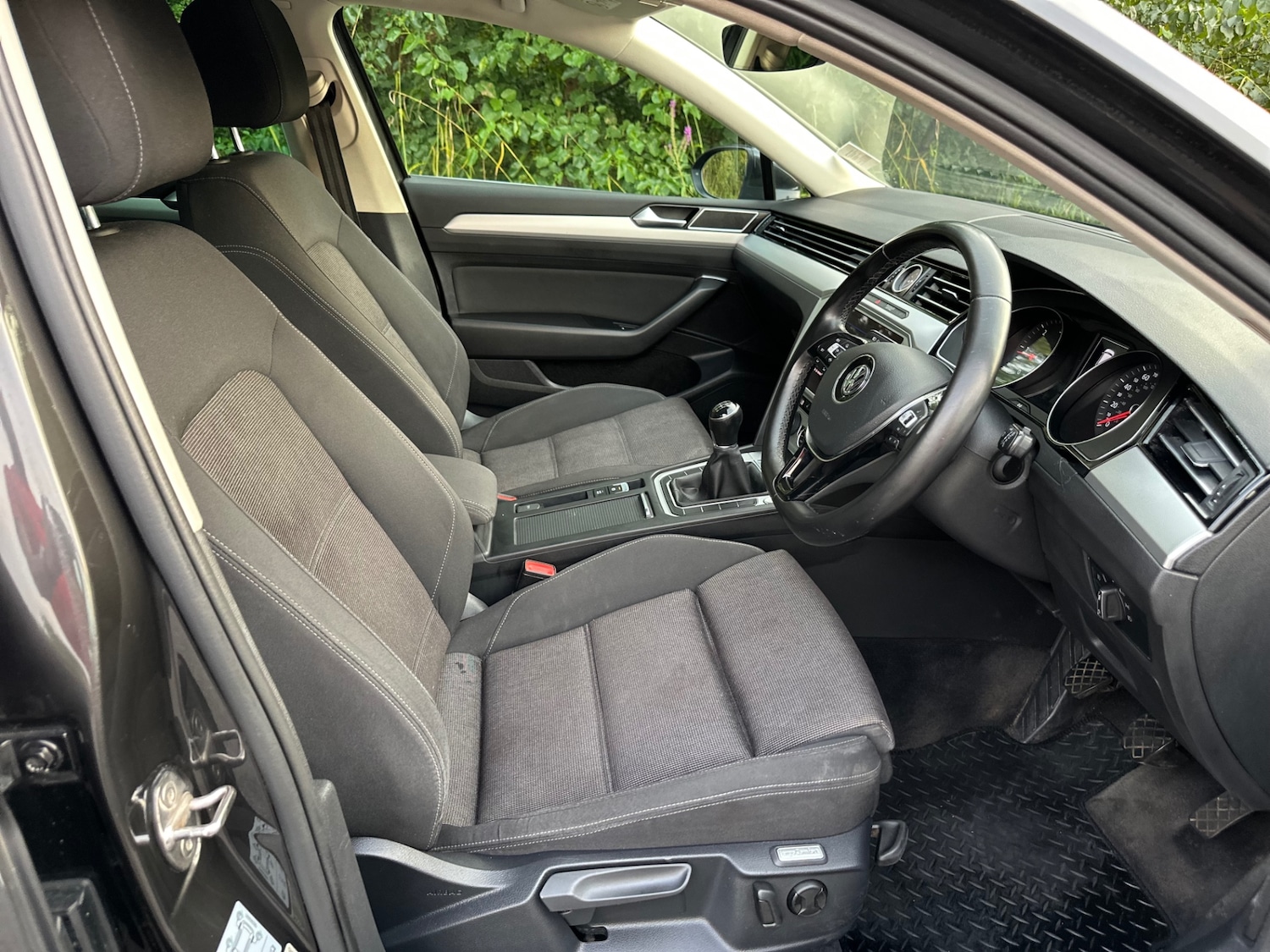 Used Volkswagen Passat 2018 for sale - 76656497: Photo 32