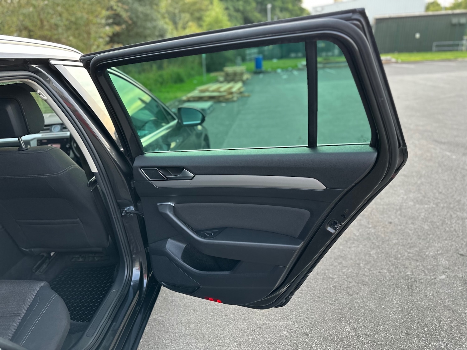 Used Volkswagen Passat 2018 for sale - 76656497: Photo 33