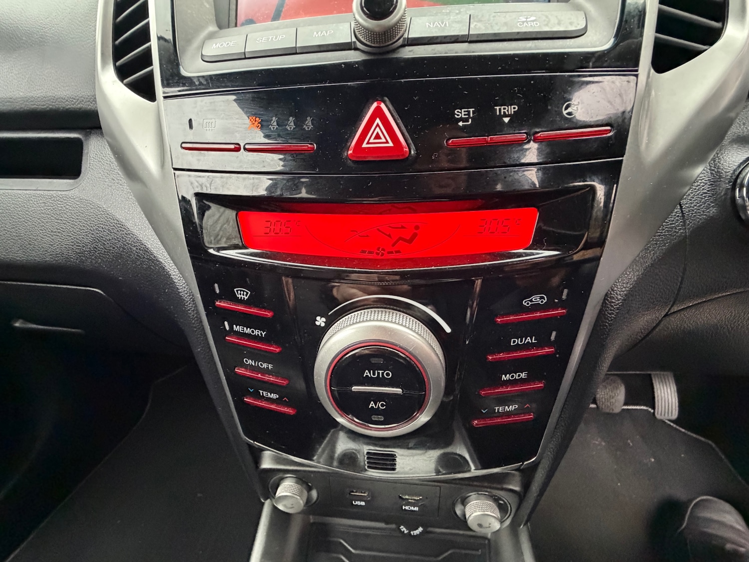 Used Ssangyong Tivoli 2015 for sale - 77350217: Photo 19