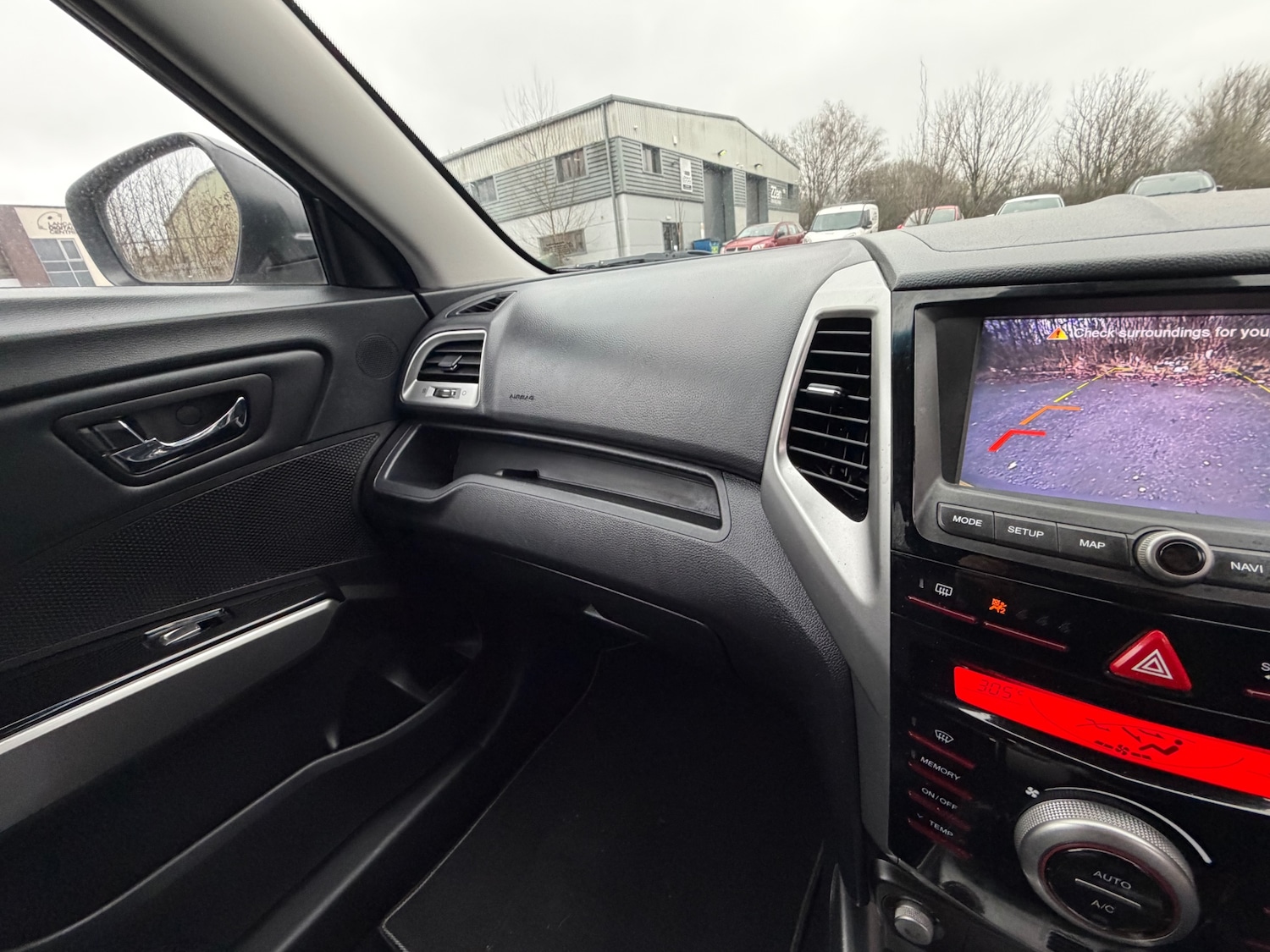 Used Ssangyong Tivoli 2015 for sale - 77350217: Photo 21