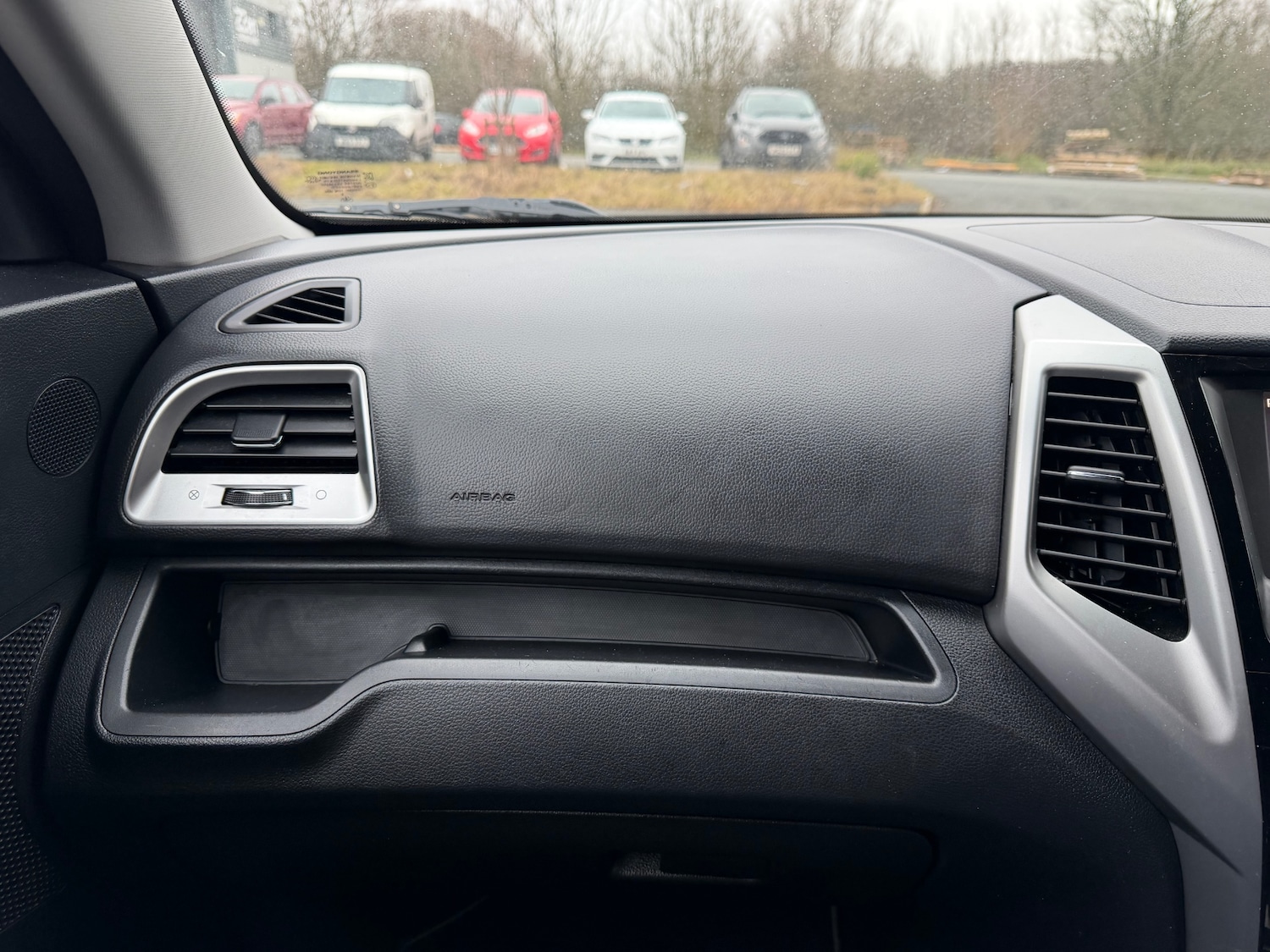 Used Ssangyong Tivoli 2015 for sale - 77350217: Photo 36