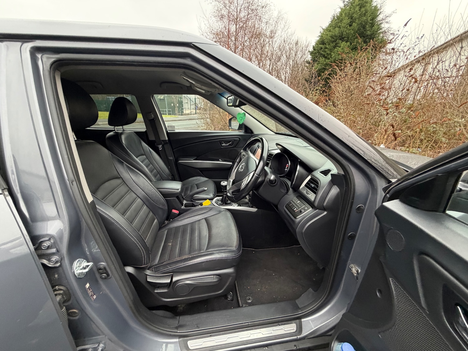 Used Ssangyong Tivoli 2015 for sale - 77350217: Photo 5