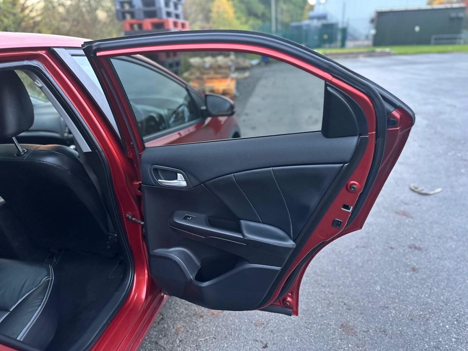 Used Honda Civic 2014 for sale - 76656515: Photo 20