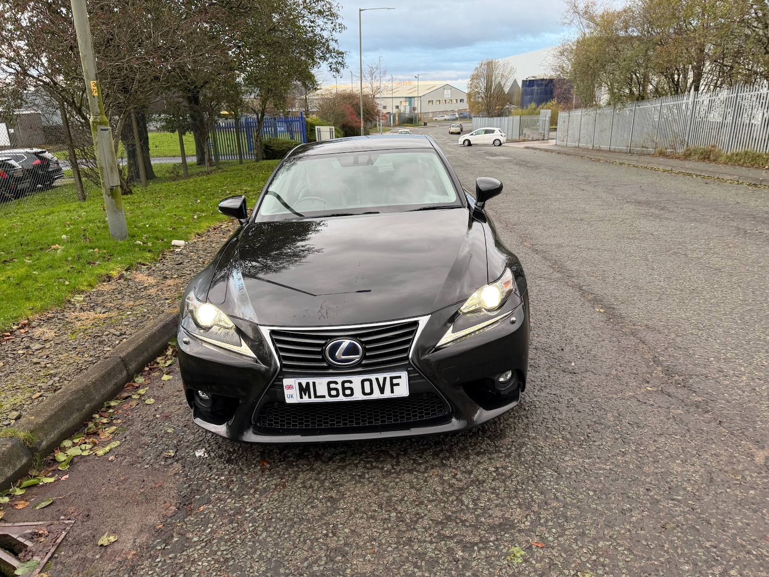 Used Lexus IS 2016 for sale - 76684422: Photo 2