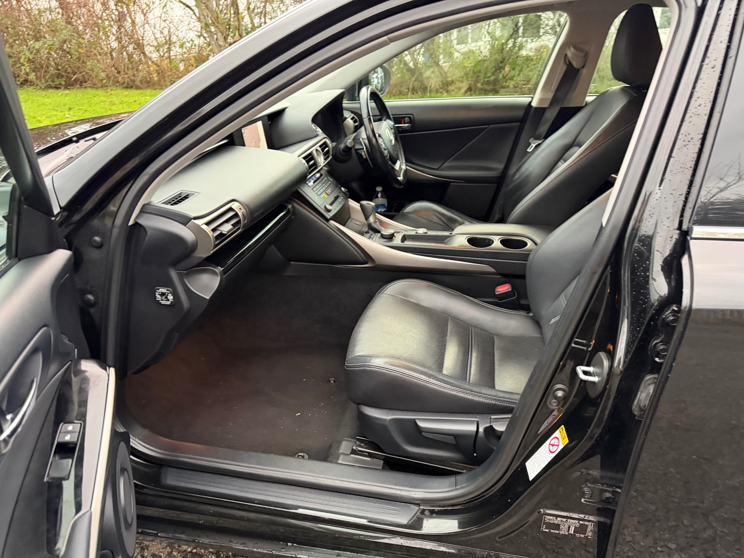 Used Lexus IS 2016 for sale - 76684422: Photo 7