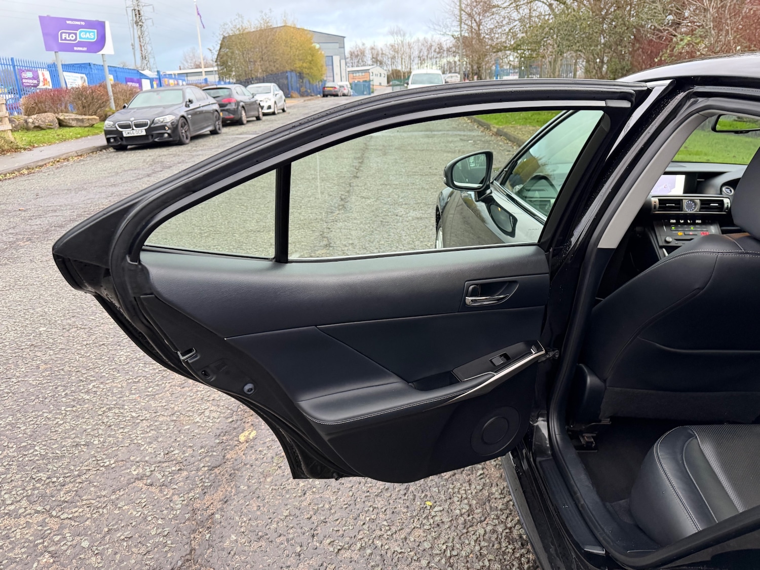 Used Lexus IS 2016 for sale - 76684422: Photo 8