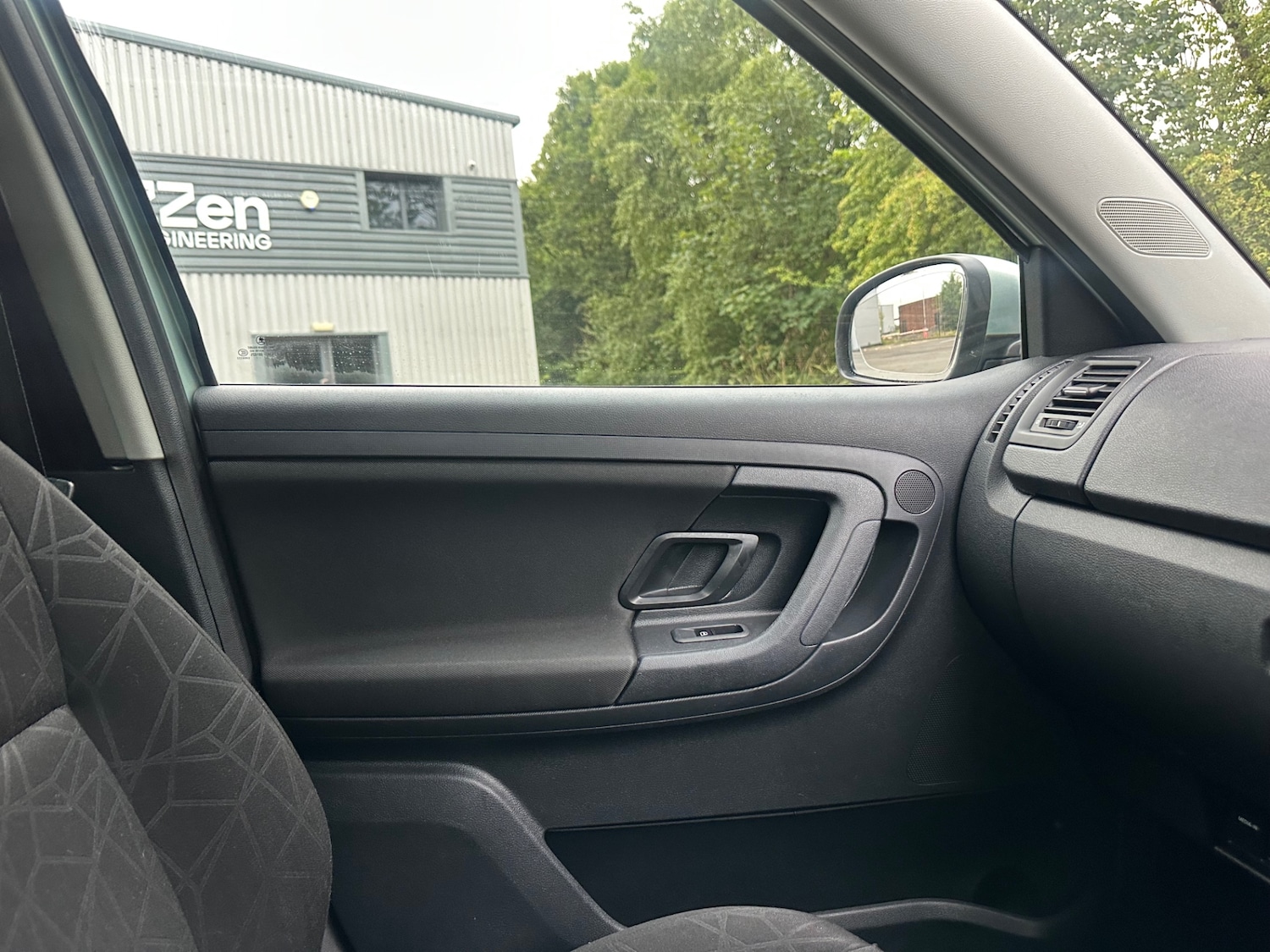 Used Skoda Fabia 2011 for sale - 77350435: Photo 38