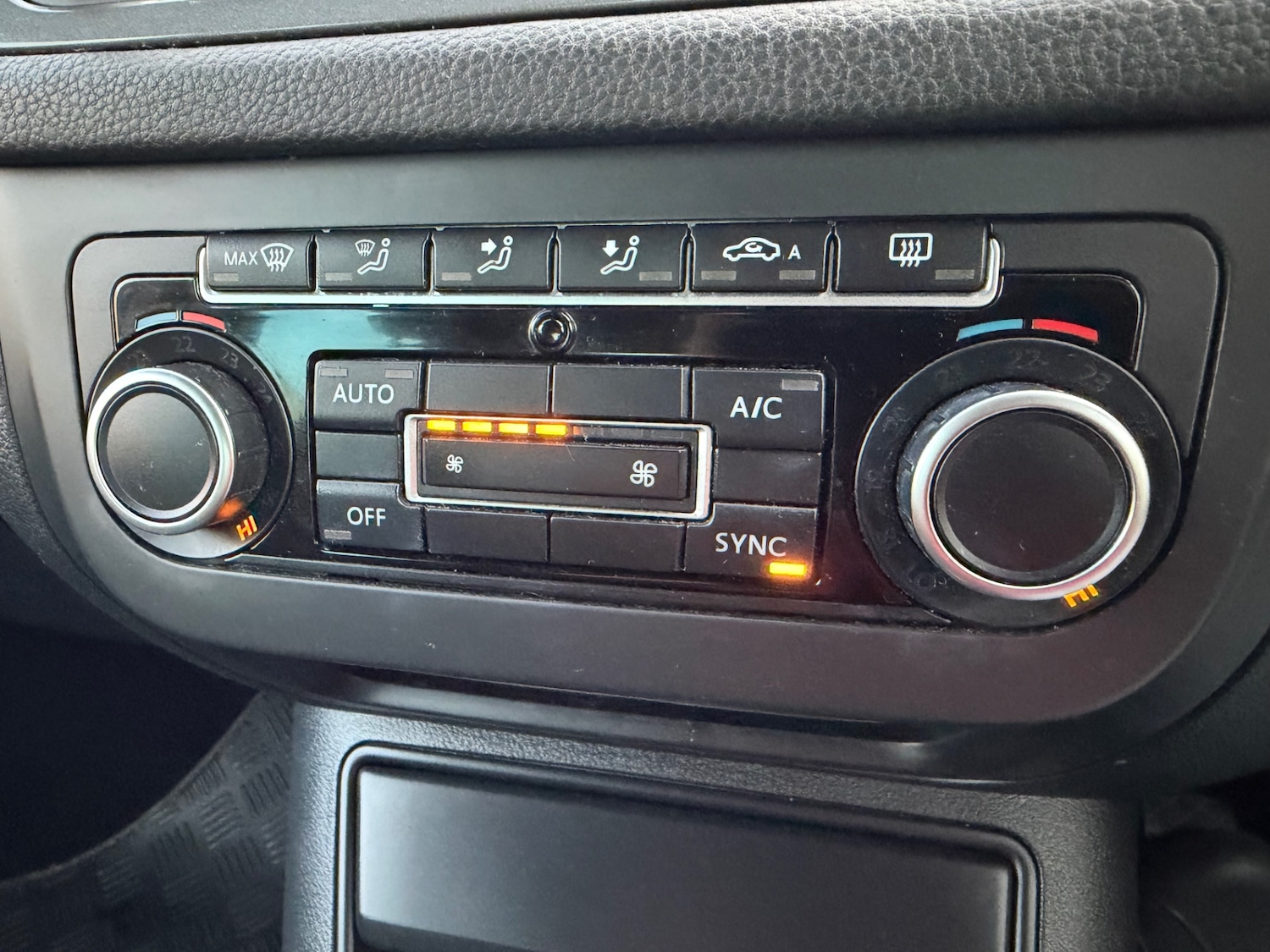 Used Volkswagen Tiguan 2012 for sale - 77357488: Photo 34