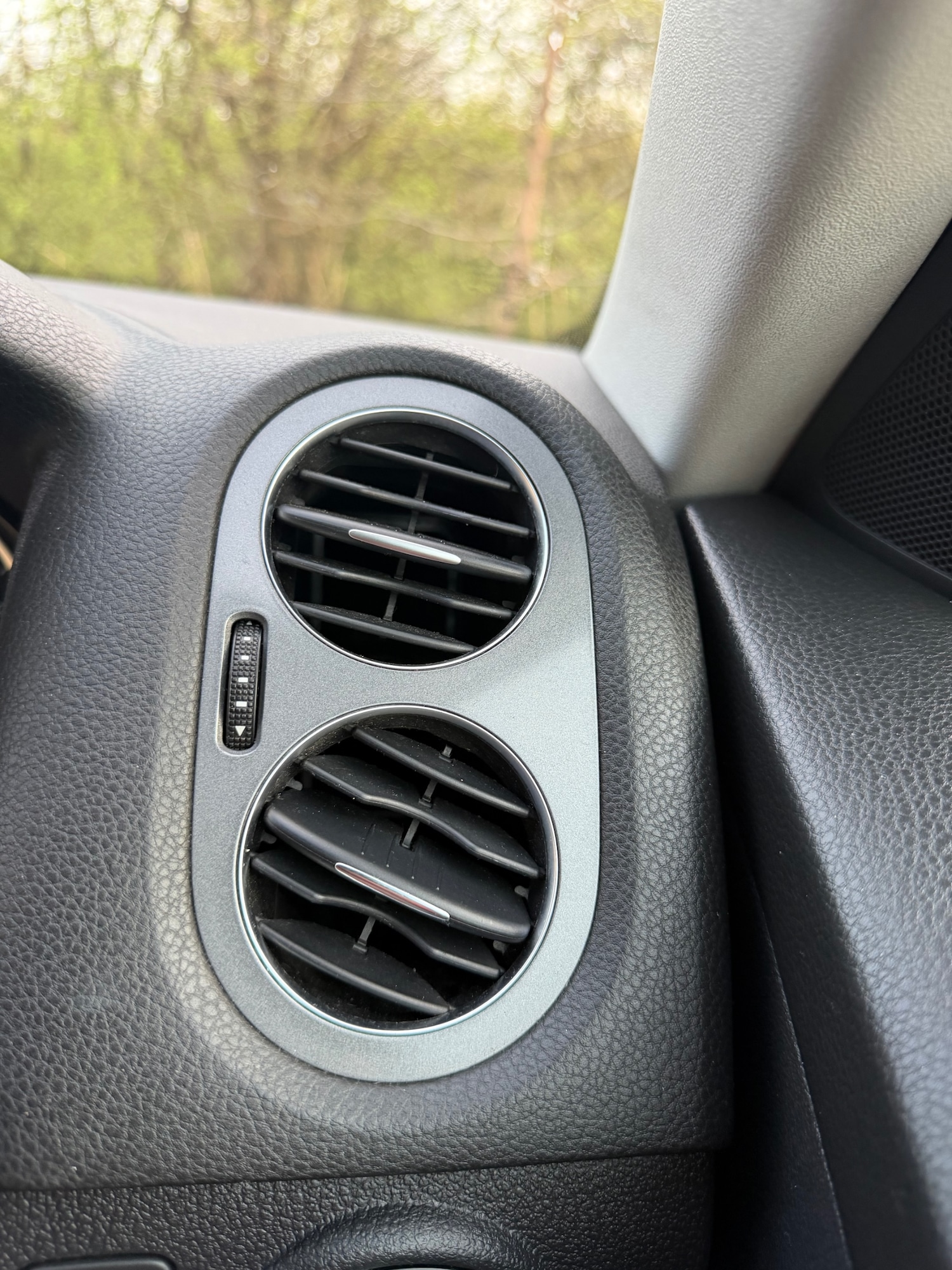 Used Volkswagen Tiguan 2012 for sale - 77357488: Photo 40