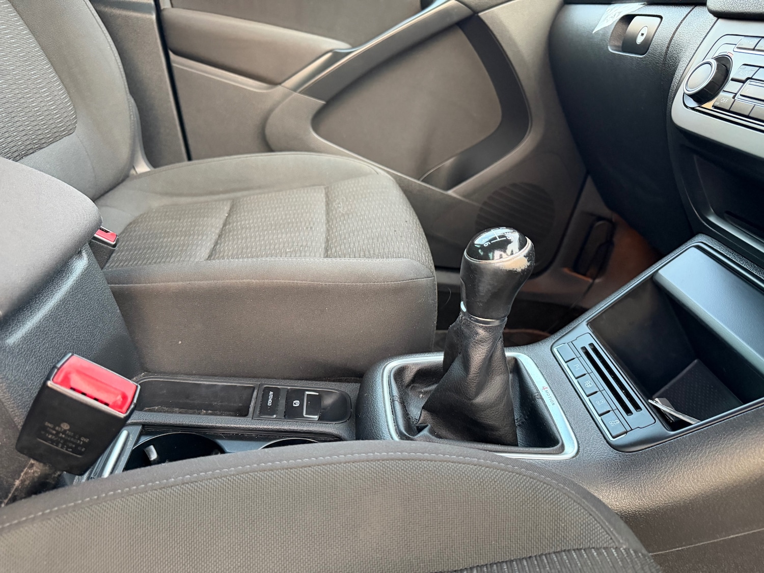 Used Volkswagen Tiguan 2012 for sale - 77357488: Photo 59