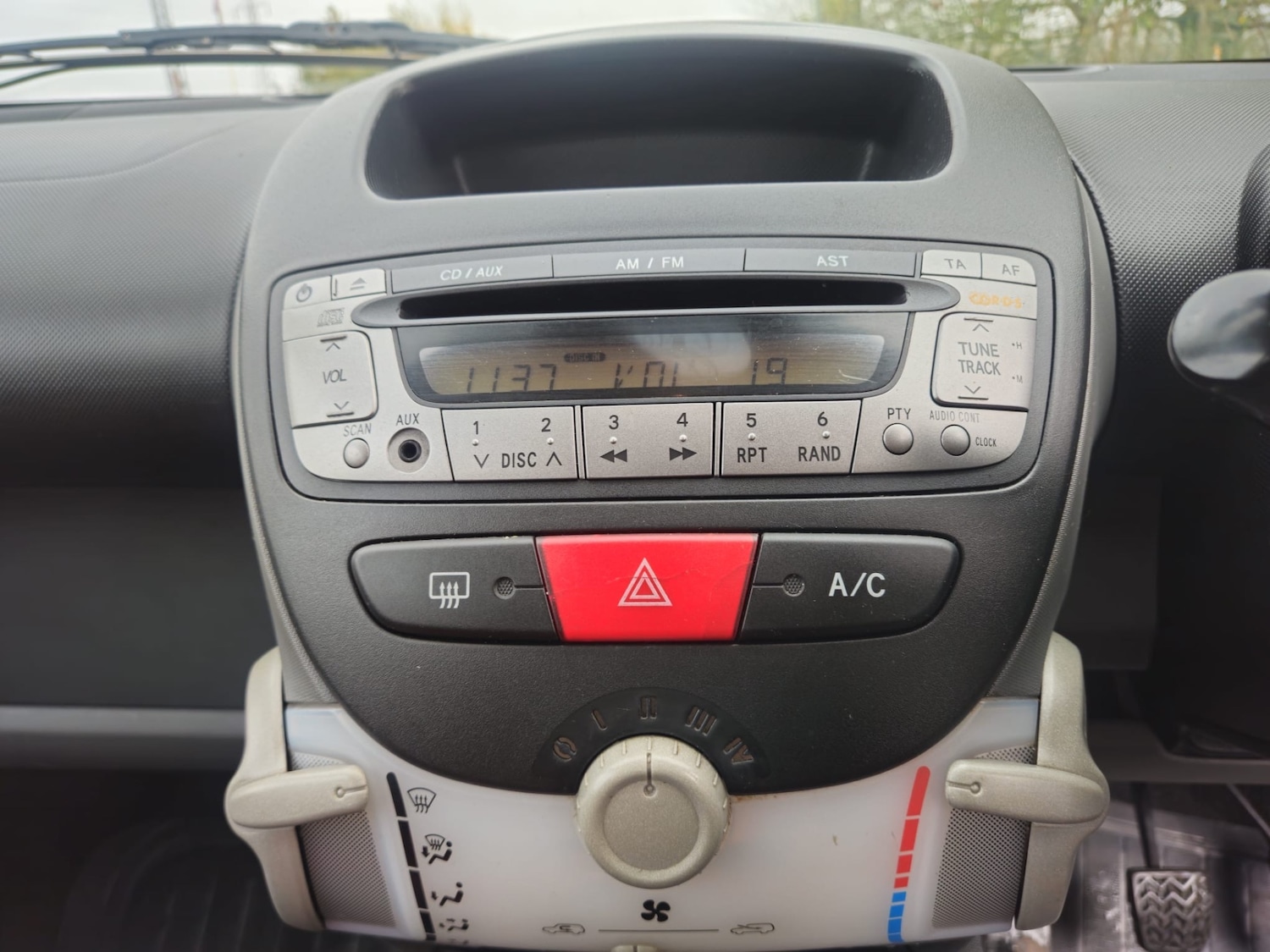 Used Peugeot 107 2008 for sale - 76670730: Photo 10