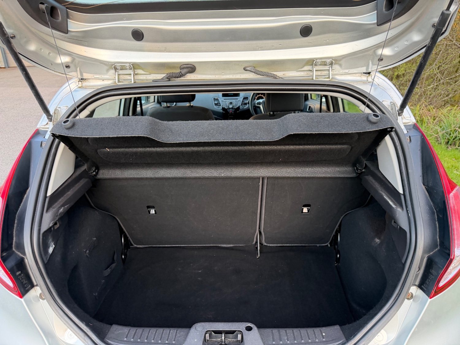 Used Ford Fiesta 2013 for sale - 78145985: Photo 2