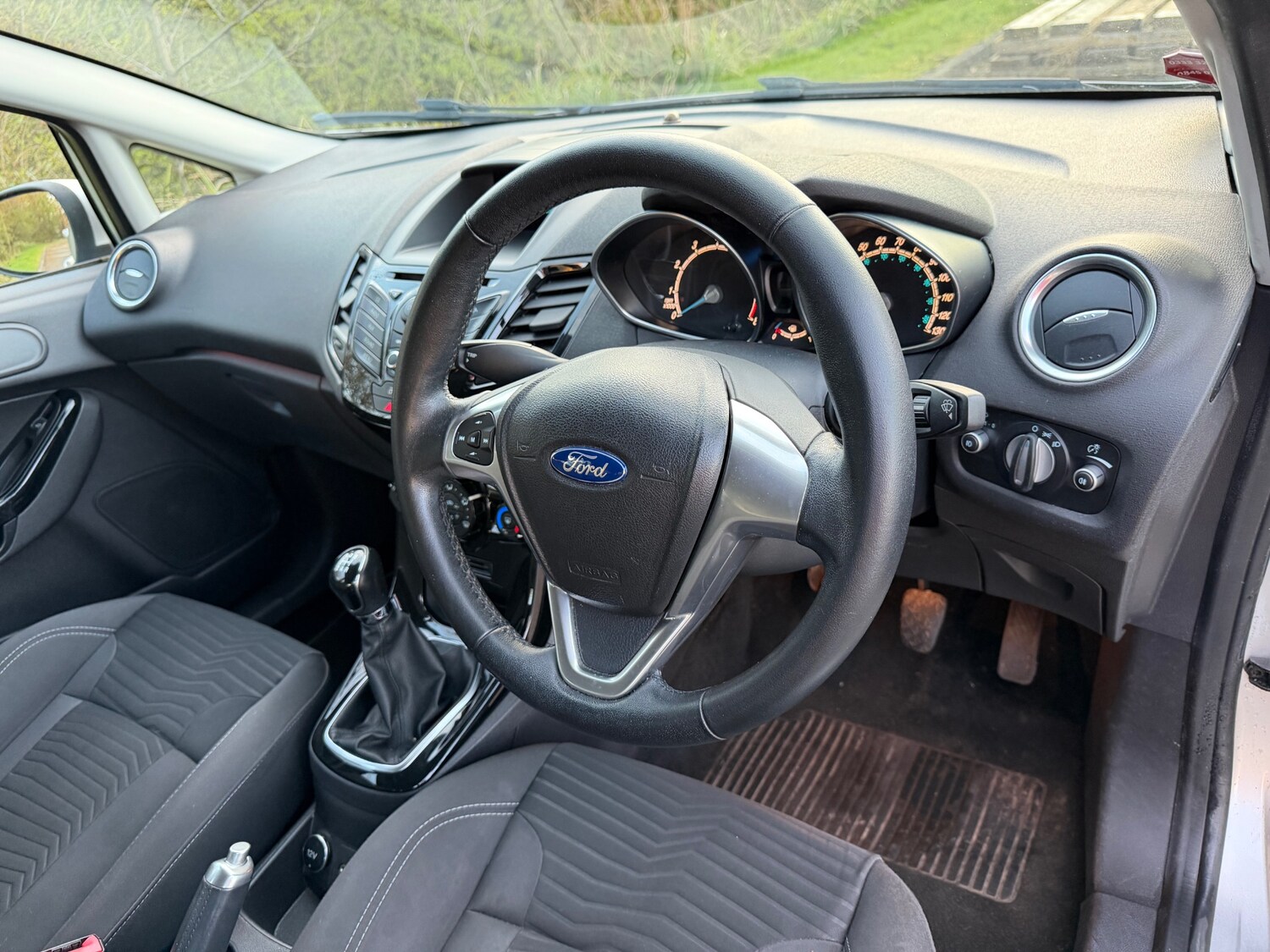 Used Ford Fiesta 2013 for sale - 78145985: Photo 28