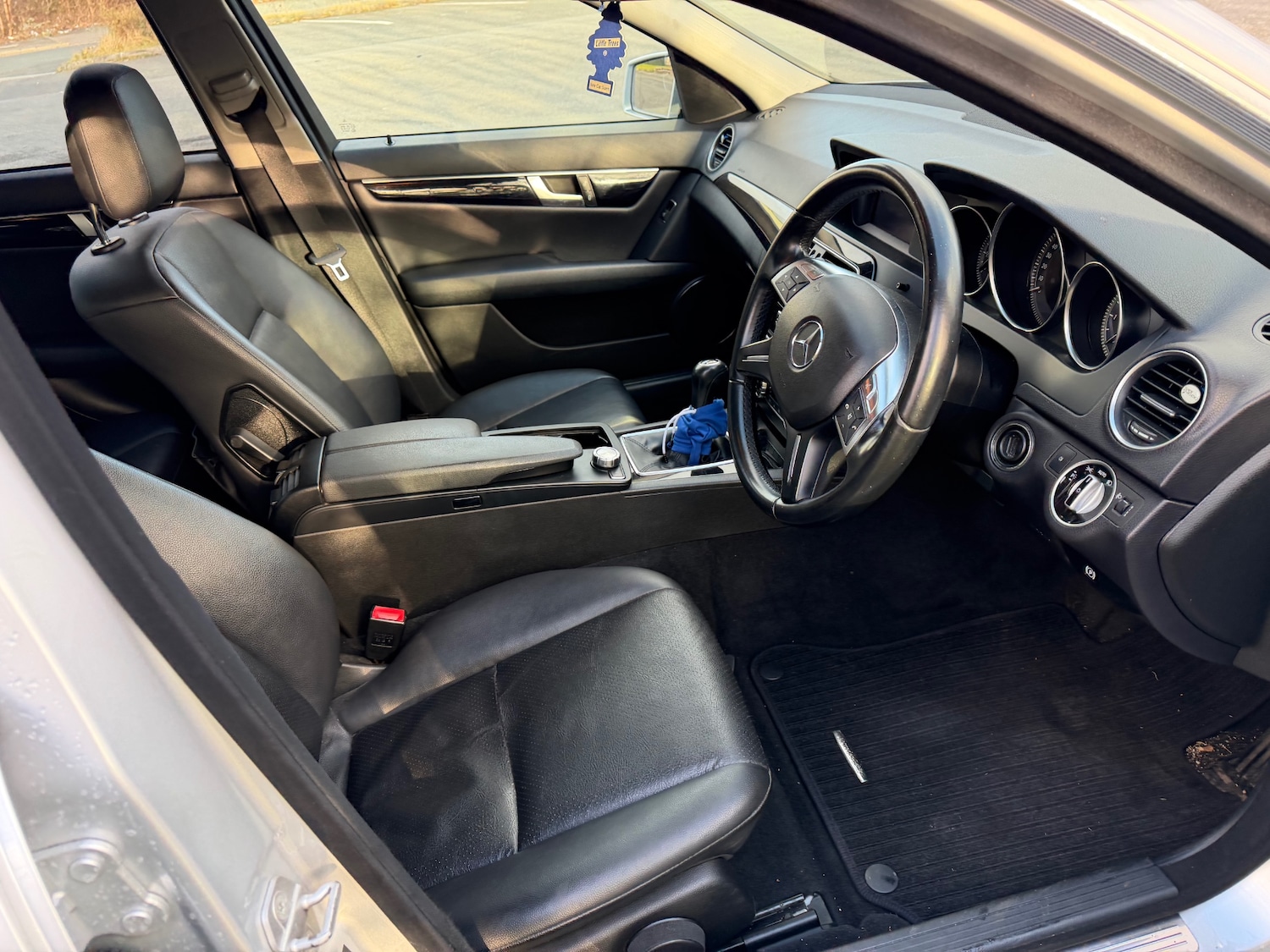 Used Mercedes-Benz C Class 2012 for sale - 77045985: Photo 12