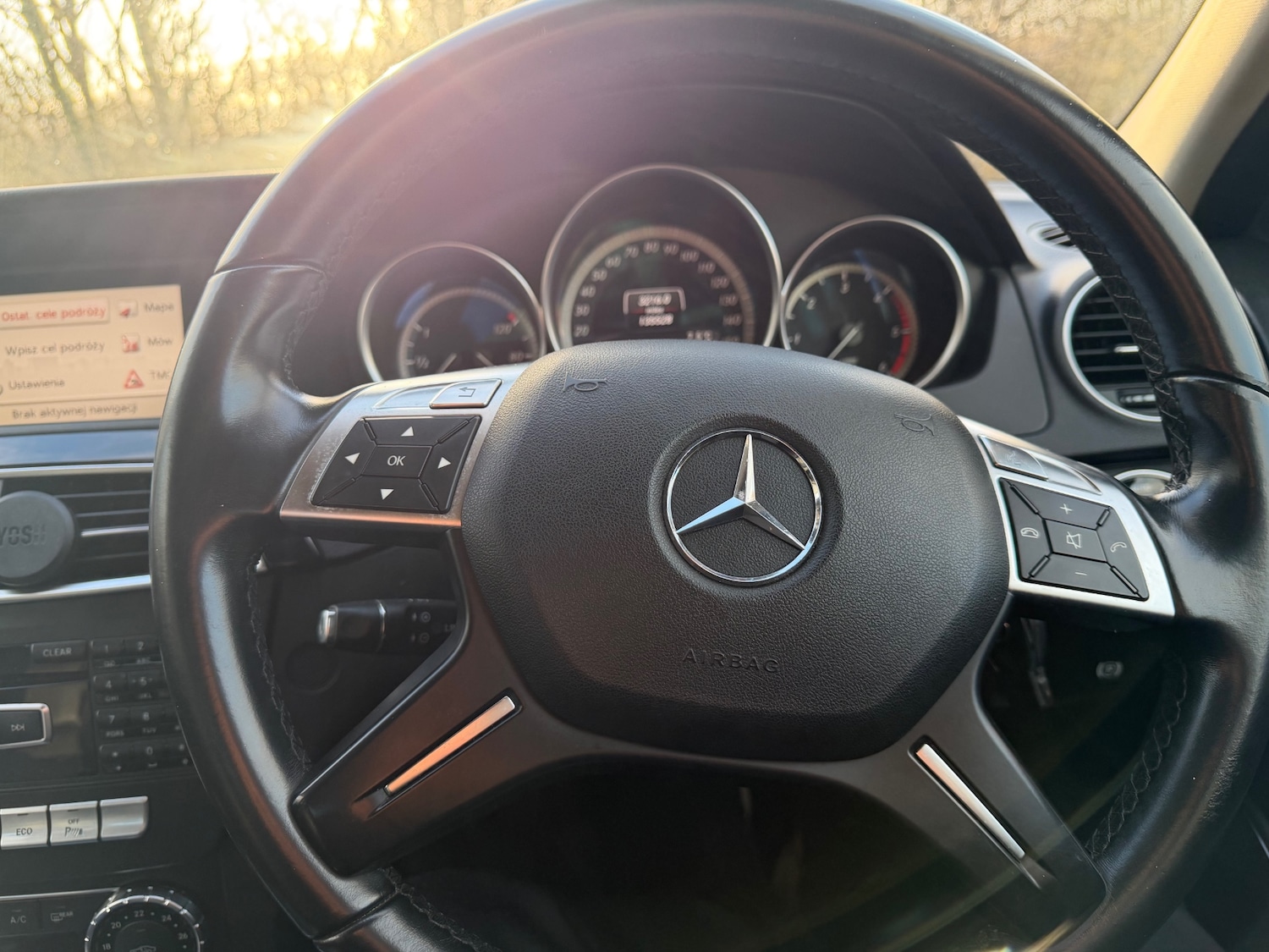 Used Mercedes-Benz C Class 2012 for sale - 77045985: Photo 32