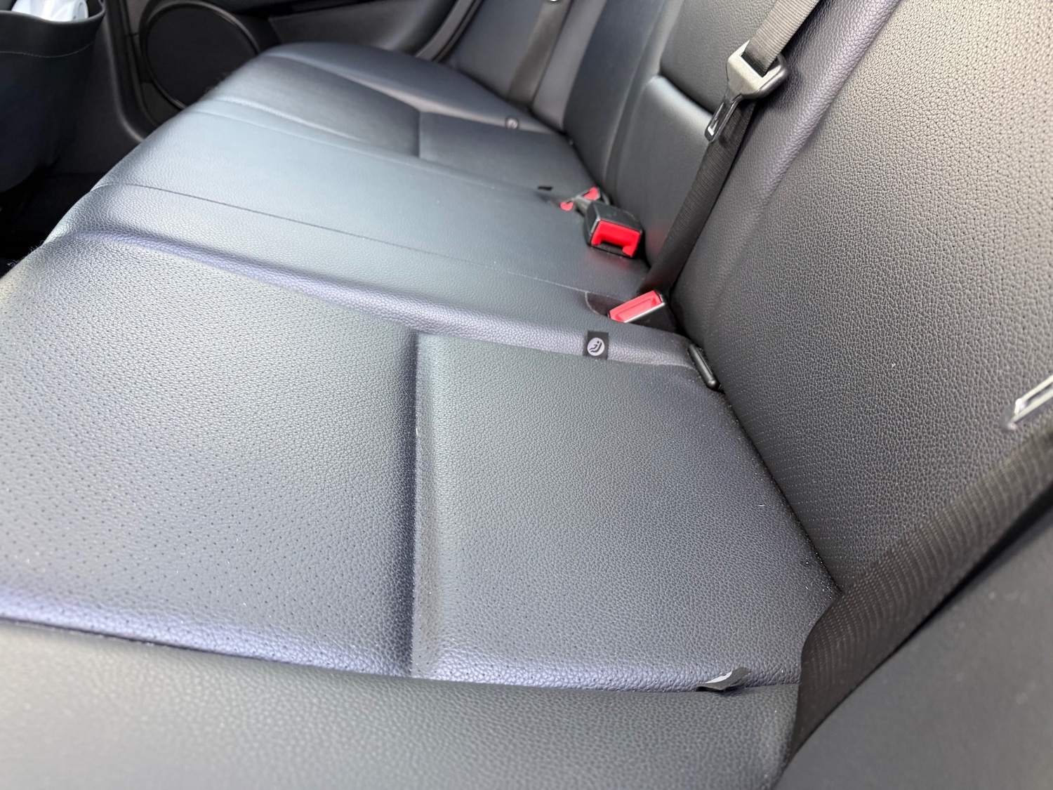 Used Mercedes-Benz C Class 2012 for sale - 77045985: Photo 9