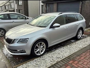 Used Skoda Octavia 2019 for sale - 77350613: Photo
