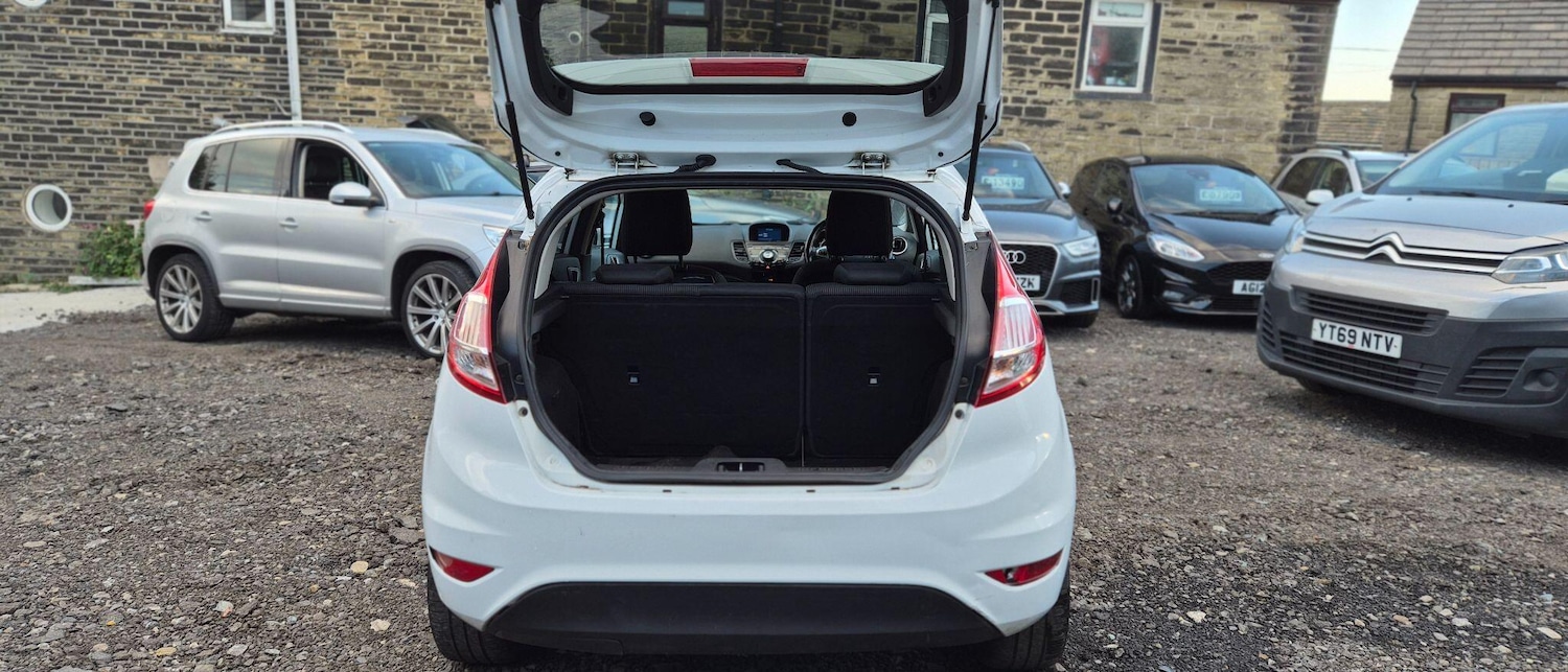 Used Ford Fiesta 2017 for sale - 75520331: Photo 24