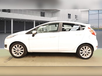 Used Ford Fiesta 2017 for sale - 75520331: Photo