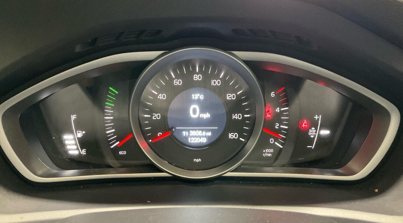 Used Volvo V40 Cross Country 2015 for sale - 76433237: Photo 10