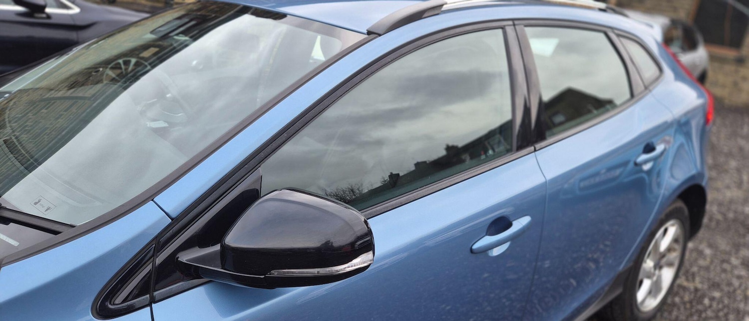 Used Volvo V40 Cross Country 2015 for sale - 76433237: Photo 27