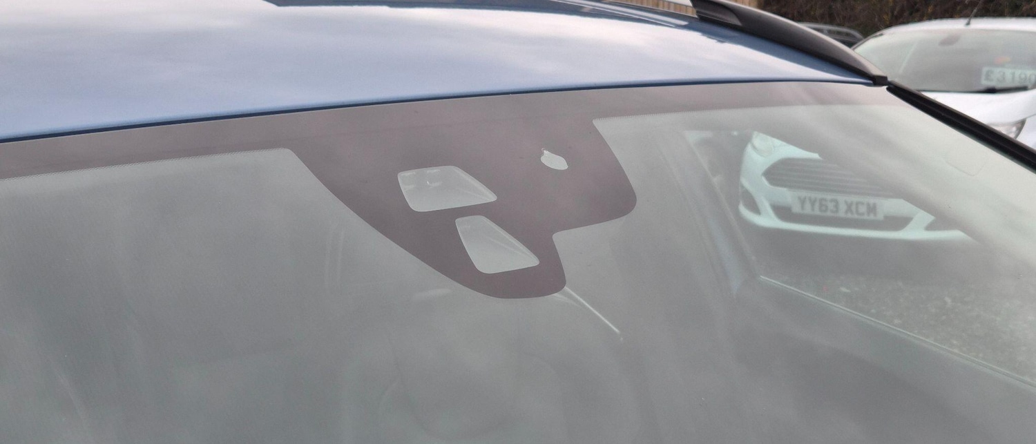 Used Volvo V40 Cross Country 2015 for sale - 76433237: Photo 32