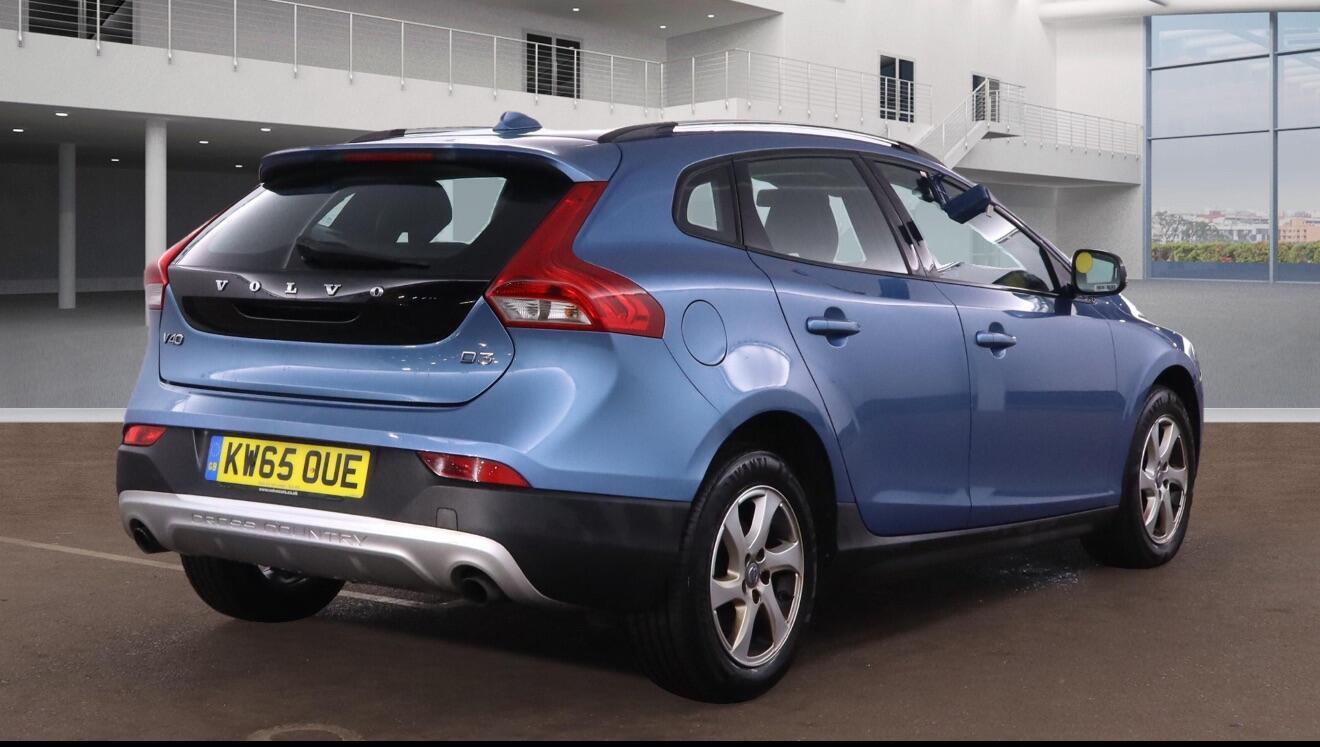 Used Volvo V40 Cross Country 2015 for sale - 76433237: Photo 6