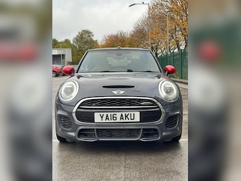 Used MINI Convertible 2016 for sale - 78136047: Photo