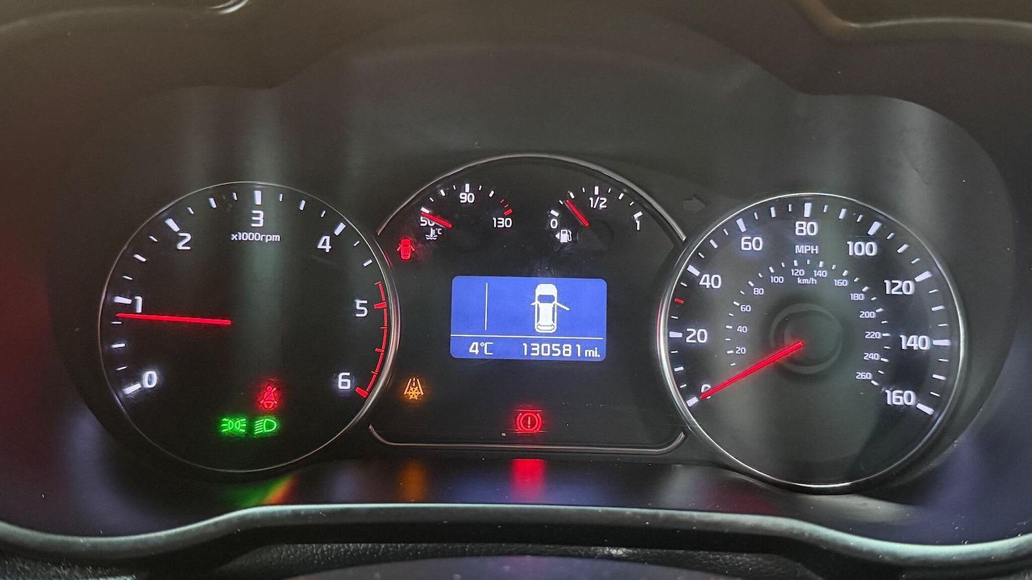 Used Kia Carens 2013 for sale - 77156423: Photo 19