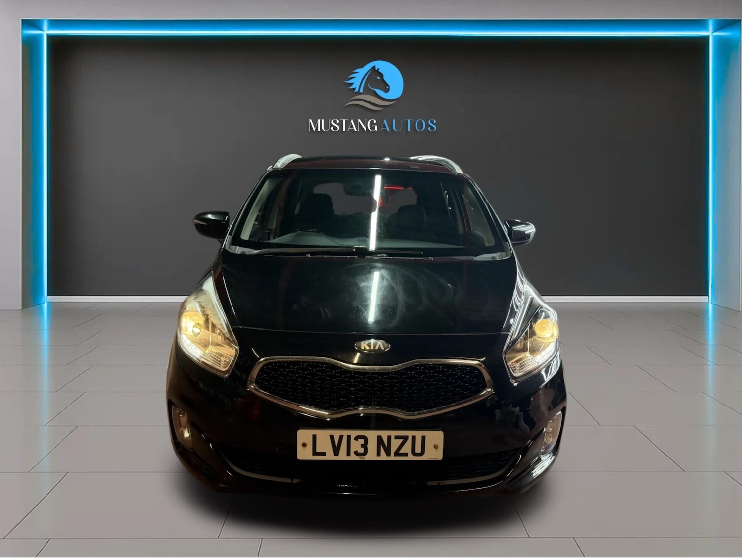 Used Kia Carens 2013 for sale - 77156423: Photo 2