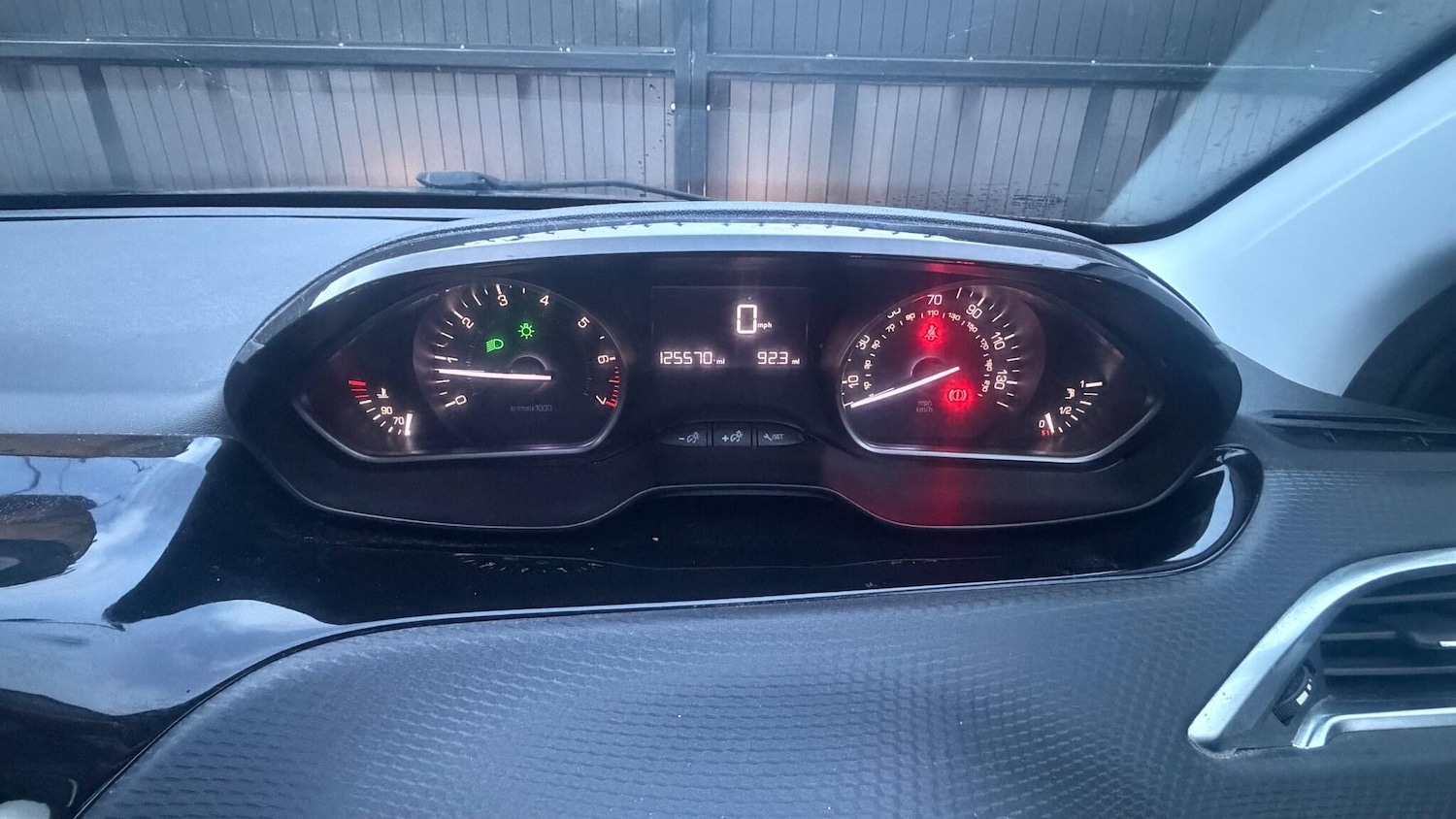 Used Peugeot 208 2015 for sale - 77646644: Photo 13