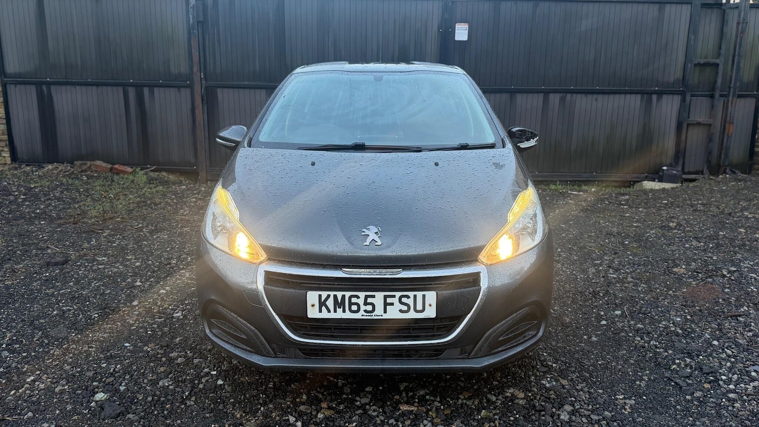 Used Peugeot 208 2015 for sale - 77646644: Photo 2