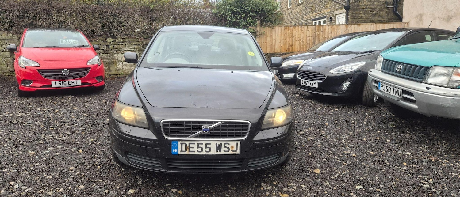 Used Volvo S40 2005 for sale - 76432765: Photo 2