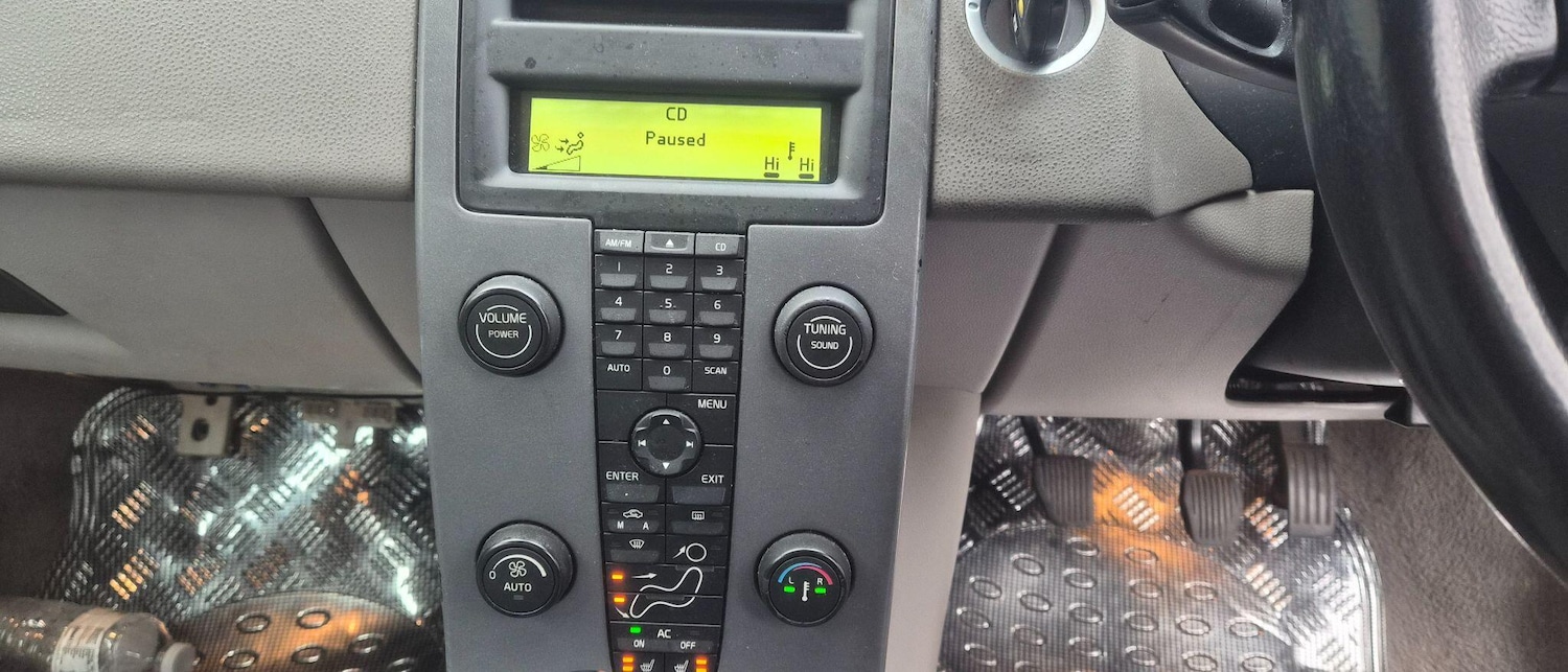 Used Volvo S40 2005 for sale - 76432765: Photo 9