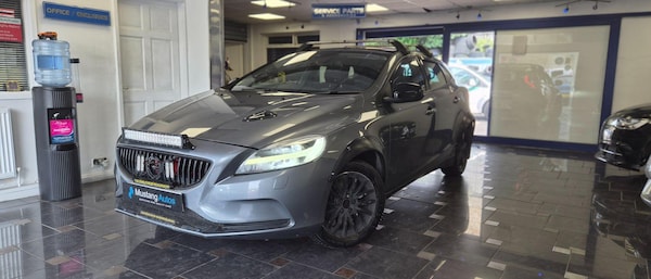 Used Volvo V40 2016 for sale - 75506881: Photo 13