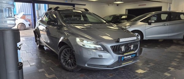 Used Volvo V40 2016 for sale - 75506881: Photo 9
