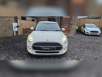 Used MINI Hatch 2019 for sale - 76121273: Photo