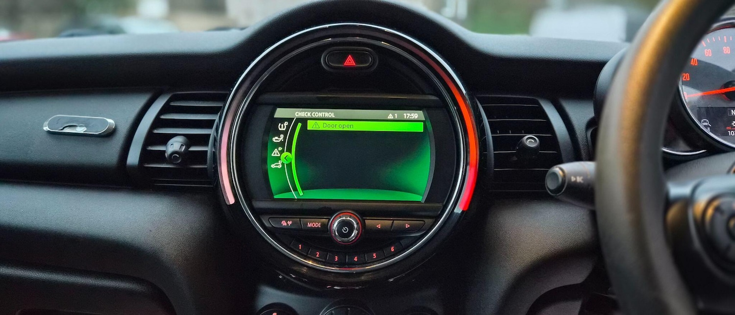 Used MINI Hatch 2019 for sale - 76121273: Photo 40