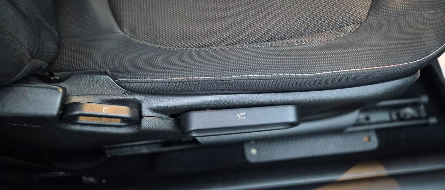 Used MINI Hatch 2019 for sale - 76121273: Photo 42