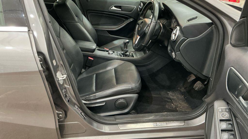 Used Mercedes-Benz A-Class 2015 for sale - 78062656: Photo 6