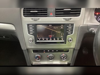 Used Volkswagen Golf 2015 for sale - 76282803: Photo