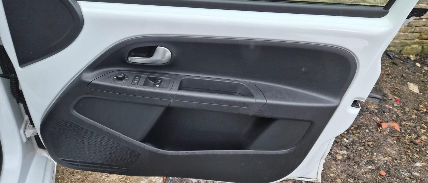 Used Volkswagen up! 2021 for sale - 77853145: Photo 16