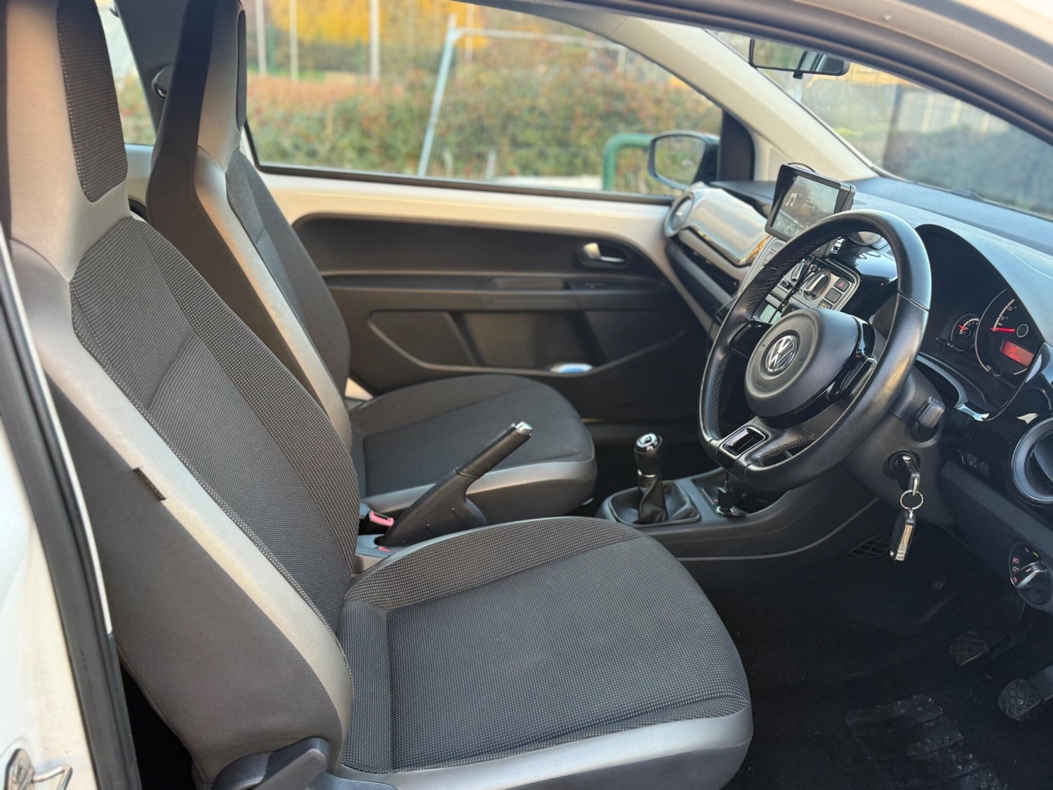 Used Volkswagen up! 2015 for sale - 76913967: Photo 12