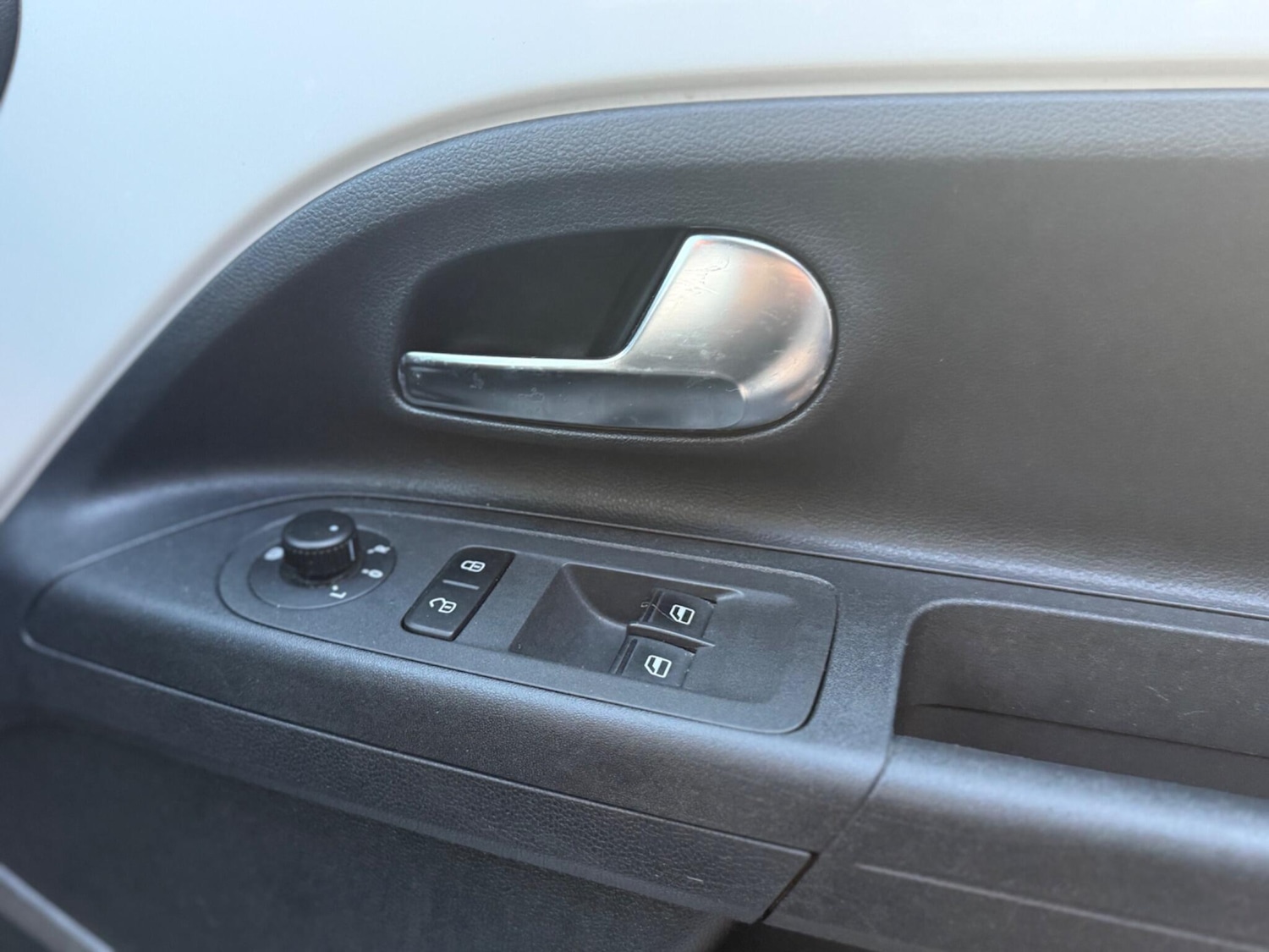 Used Volkswagen up! 2015 for sale - 76913967: Photo 15