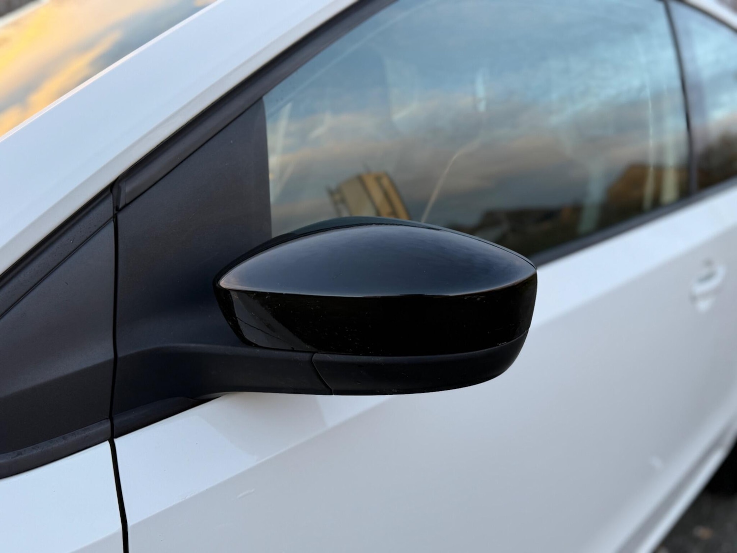 Used Volkswagen up! 2015 for sale - 76913967: Photo 17