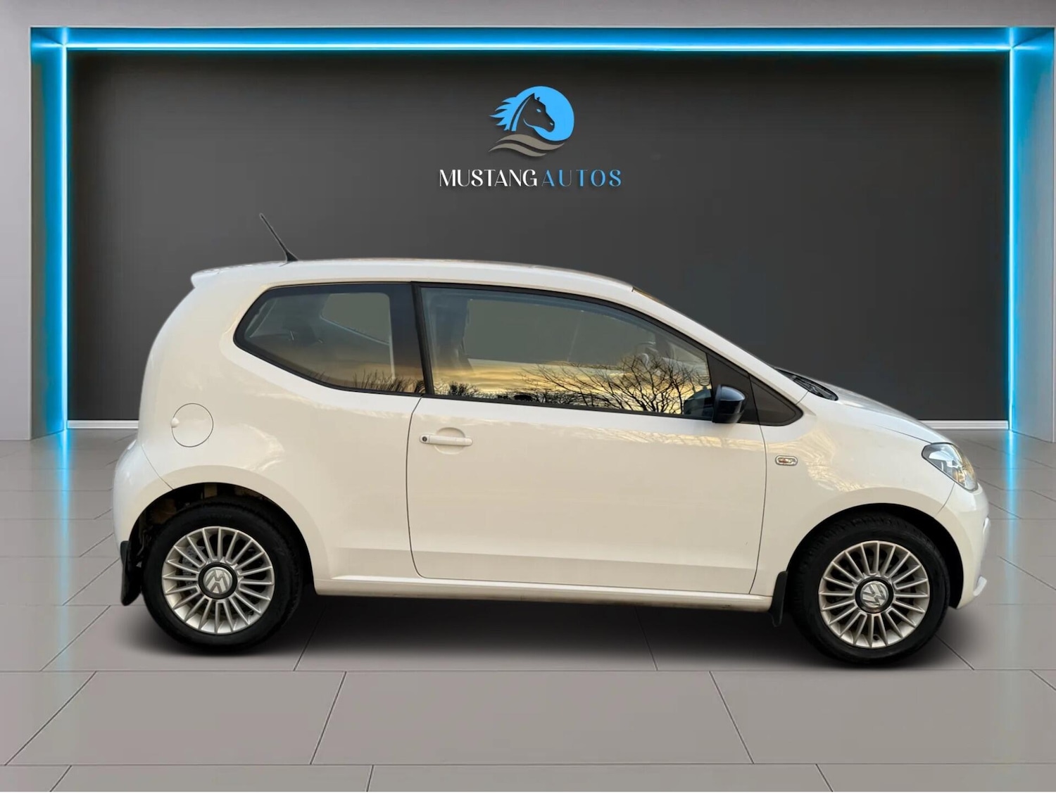 Used Volkswagen up! 2015 for sale - 76913967: Photo 9