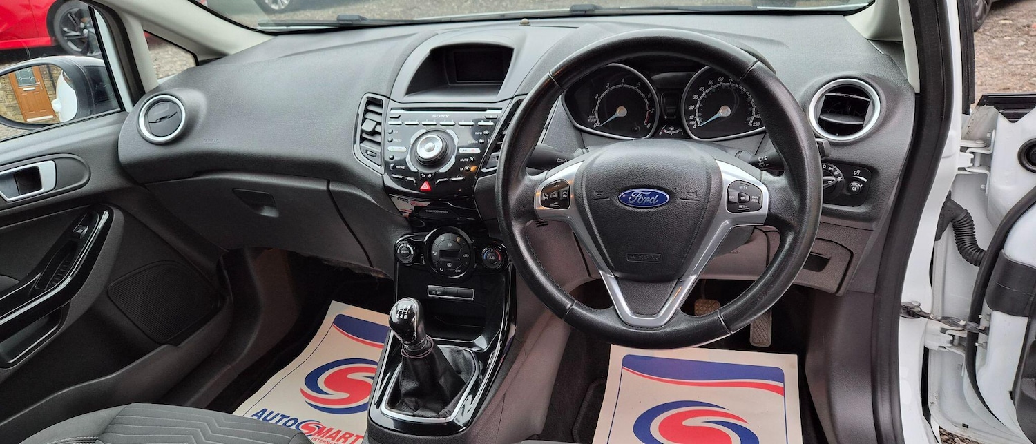 Used Ford Fiesta 2014 for sale - 76247245: Photo 15