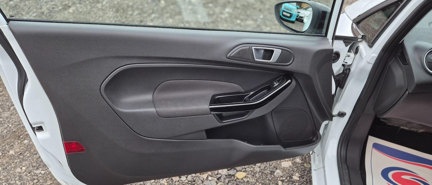 Used Ford Fiesta 2014 for sale - 76247245: Photo 24