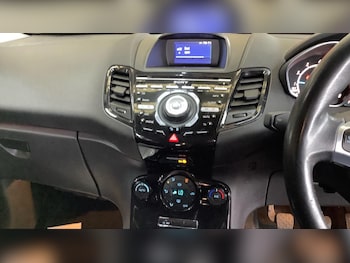 Used Ford Fiesta 2014 for sale - 76247245: Photo