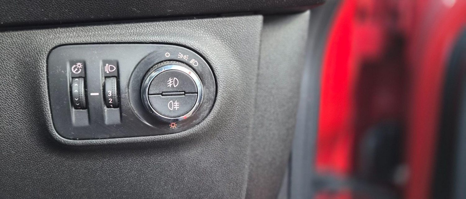 Used Vauxhall Corsa 2016 for sale - 75696051: Photo 11